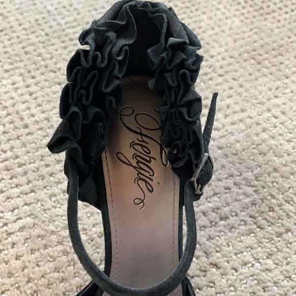 Fergie brand suede heels. - Picture 3 of 6